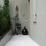 Borgogna 14 Vendégház 3*